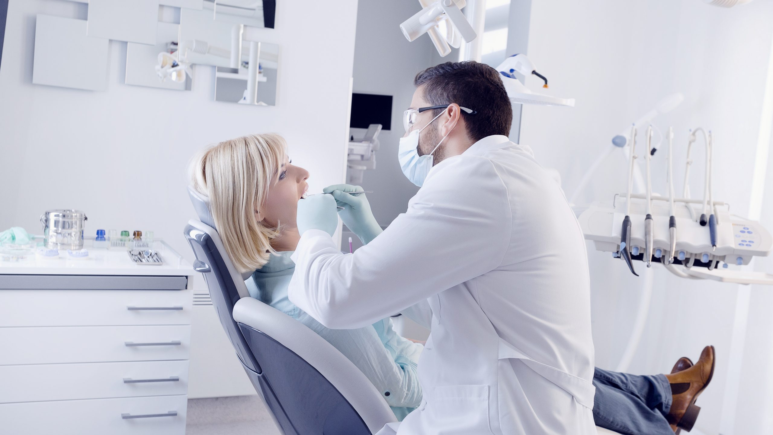 Dentist in Roanoke, IN